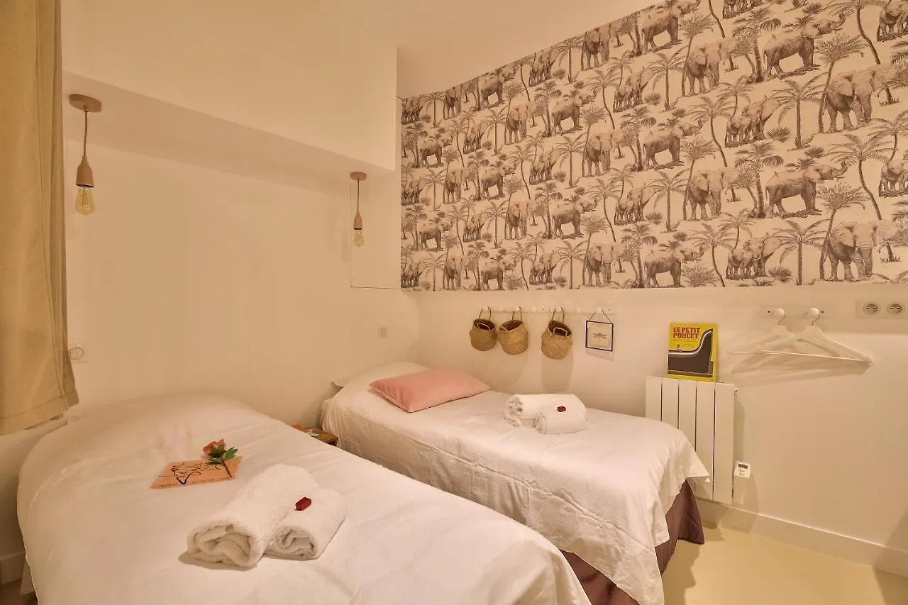 דירה New Stunning 4 Bdrs Apt, With Ac - Le Marais *